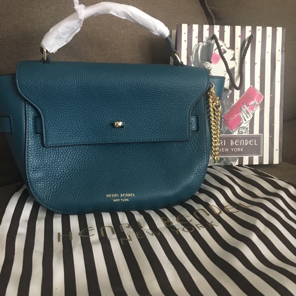 Henri Bendel bag